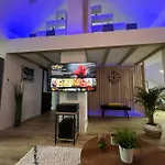 Loft Ravissant Avec Parking Gratuit