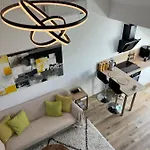 Loft Ravissant Avec Parking Gratuit