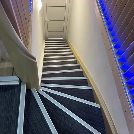 Appartement Loft Ravissant Avec Parking Gratuit